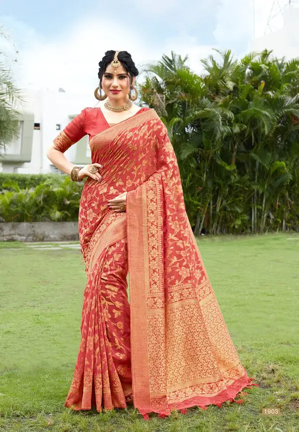 Kad Creations women Banarasi Silk zari weaving and Tassel Pallu work Onion Pink festive wear sari saree saris for women
